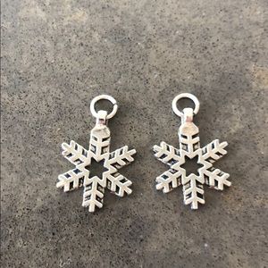 Silver Snowflakes - for earrings and necklaces!